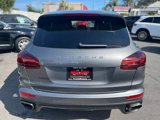 Used 2016 Porsche Cayenne image 5