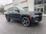 New 2025 Jeep Grand Cherokee Altitude image 3