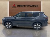 New 2025 Mitsubishi Outlander SEL image 2