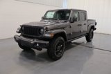 New 2025 Jeep Gladiator Willys image 3