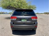 Used 2017 Jeep Grand Cherokee Laredo w/ Quick Order Package 2BE image 4