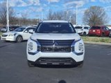 New 2025 Mitsubishi Outlander ES image 2
