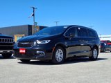 New 2025 Chrysler Pacifica Select w/ Uconnect Theater Family Group image 6