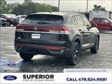 Used 2024 Volkswagen Atlas Cross Sport SE image 3
