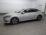 Used 2021 Nissan Altima 2.5 SV image 2