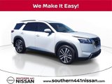 New 2025 Nissan Pathfinder Platinum image 1