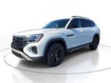 New 2025 Volkswagen Atlas Peak Edition SE image 2