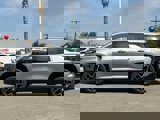 New 2026 Chevrolet Traverse High Country image 2