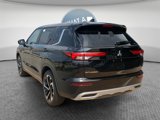 New 2025 Mitsubishi Outlander SE image 6