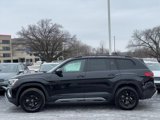New 2025 Volkswagen Atlas Peak Edition SE image 2