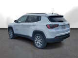 Certified 2022 Jeep Compass Latitude image 3