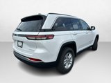 New 2025 Jeep Grand Cherokee Laredo image 3