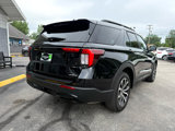 Used 2025 Ford Explorer ST-Line image 3