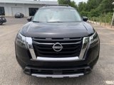 New 2025 Nissan Pathfinder Platinum image 3