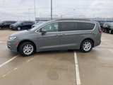 Certified 2022 Chrysler Pacifica Touring-L image 5