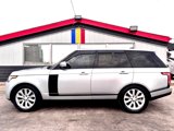 Used 2017 Land Rover Range Rover HSE image 2