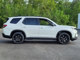 New 2025 Honda Pilot Black Edition image 2