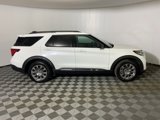 Used 2025 Ford Explorer Active w/ Active Comfort Package image 3
