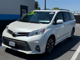 Used 2018 Toyota Sienna AWD image 3