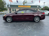 Used 2017 Ford Fusion SE w/ Fusion SE Technology Package image 2