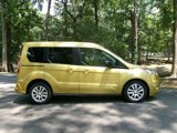 Used 2016 Ford Transit Connect XLT image 4
