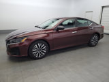Used 2024 Nissan Altima 2.5 SV image 2