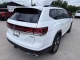 Used 2024 Volkswagen Atlas SE image 5