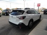 Used 2022 Subaru Outback Premium image 5