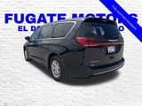 New 2026 Chrysler Pacifica Select image 3