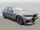 Used 2025 BMW i5 xDrive40 w/ Executive Package image 3