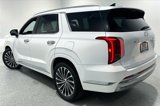 Used 2023 Hyundai Palisade Limited image 4