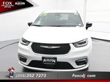 New 2026 Chrysler Pacifica Select image 3