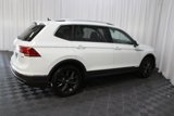 Used 2024 Volkswagen Tiguan SE w/ Panoramic Sunroof Package image 6