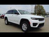 Certified 2024 Jeep Grand Cherokee Laredo w/ Luxury Tech Group I image 4