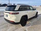 Used 2023 Jeep Grand Cherokee Limited w/ Black Appearance Package image 4