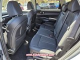 New 2025 Kia Sorento S image 6