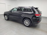 Used 2021 Jeep Grand Cherokee Laredo image 3
