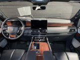 Used 2024 Lincoln Navigator Reserve image 4