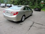 Used 2014 Toyota Camry LE image 5