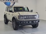 New 2025 Ford Bronco Badlands image 3