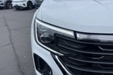 New 2025 Volkswagen Atlas Cross Sport SE image 4