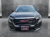 Used 2024 GMC Terrain SLE image 2