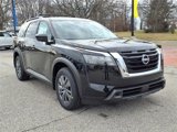 New 2025 Nissan Pathfinder SV w/ SV Premium Package image 2