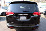 Used 2023 Chrysler Voyager LX image 4