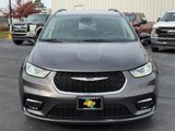 Used 2022 Chrysler Pacifica Touring-L image 3