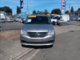 Used 2014 Dodge Grand Caravan American Value Package w/ UConnect Hands-Free Group image 2