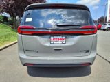 New 2025 Chrysler Pacifica Limited image 3