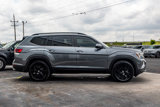 Used 2024 Volkswagen Atlas SE w/ Black Wheel Package image 4