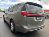 New 2025 Chrysler Pacifica Select image 5