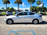 Used 2017 Hyundai Elantra SE image 2